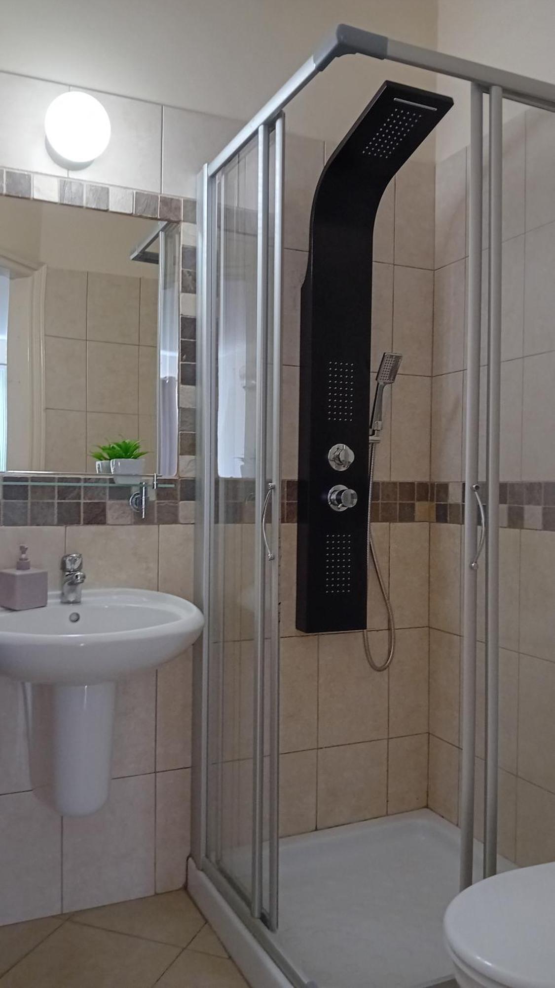 Kato Paphos Suites エクステリア 写真